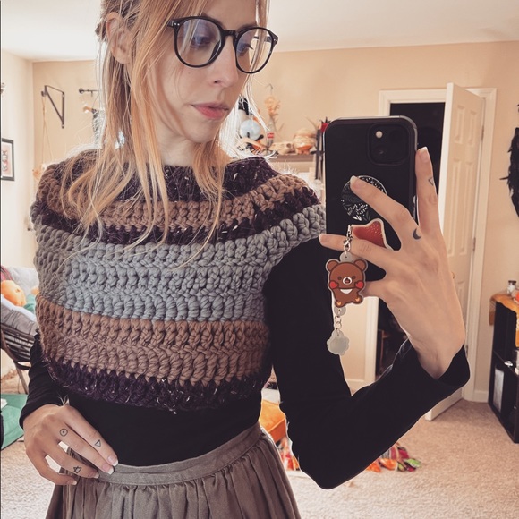 Meet the Posher - Picture 1 of 2